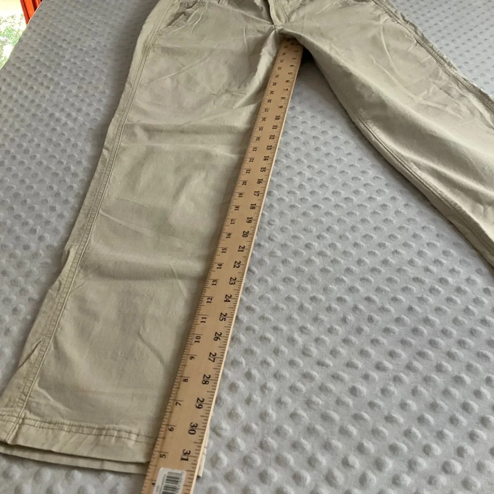 Eddie Bauer Destitrek Pants Womens 12 Oyster Tan Slightly Curvy Straight Leg NWT